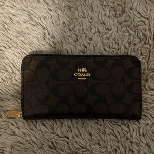 Coach wallet